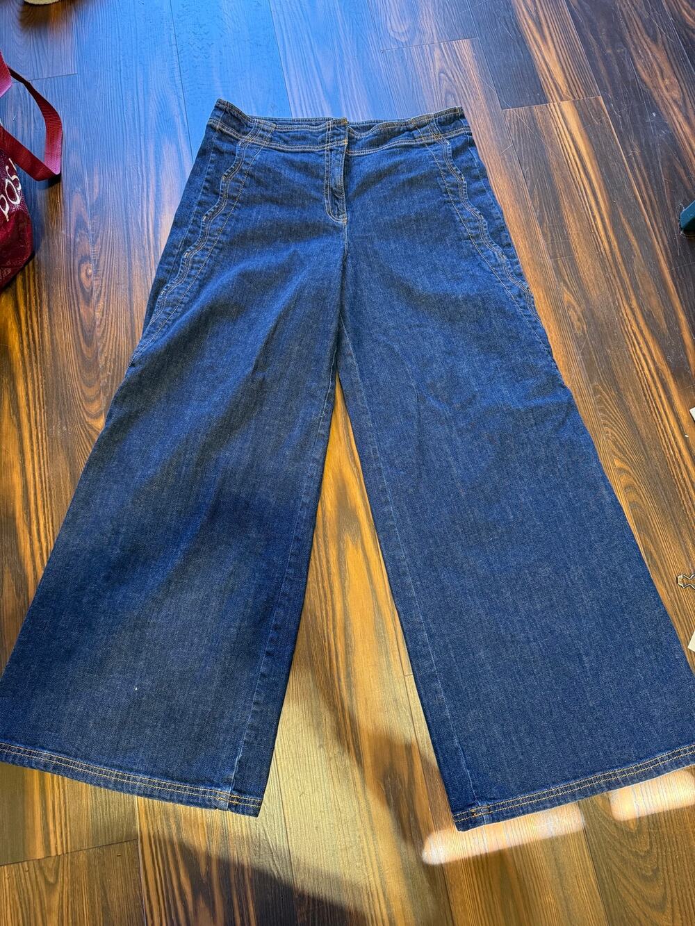 Maeve Scallop-Edge High-Rise Wide-Leg Jean Size 31